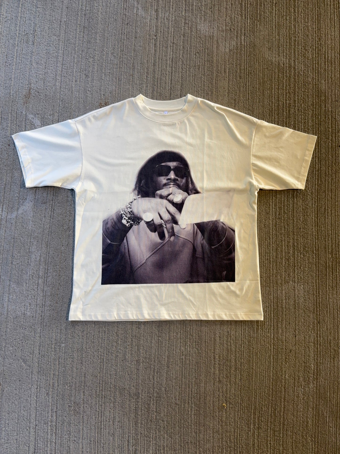 Graphic-Tee( Future)